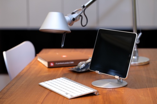 UpStand is new aluminum stand for the iPad