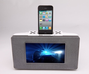 Chinon introduces new iPod/iPhone docking station
