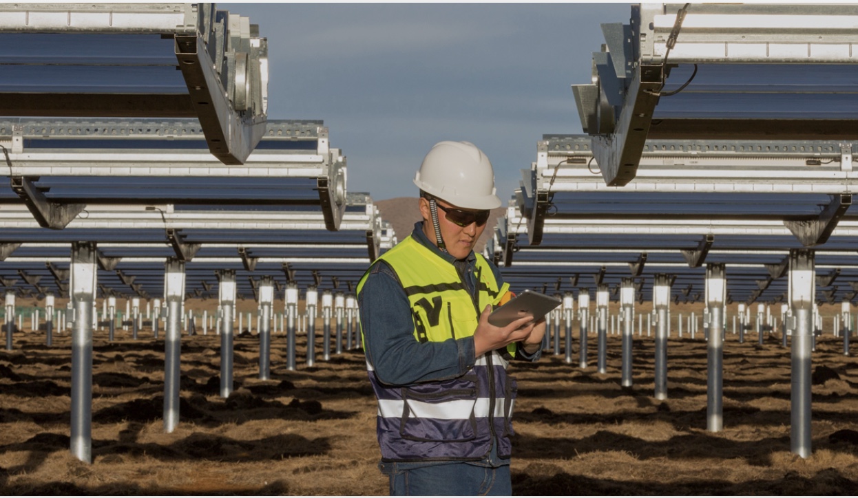 Apple launches new clean energy fund in China