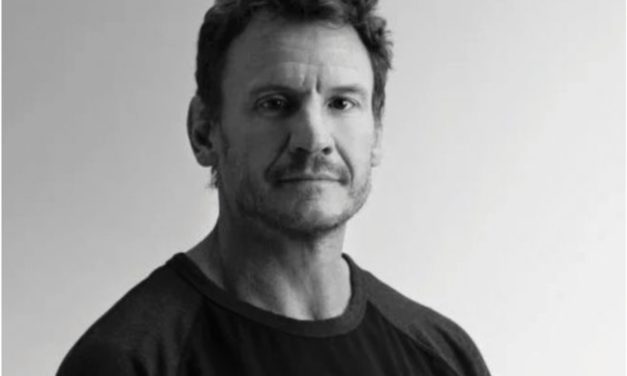 Apple’s vice president of marcom integration, Nick Law, is leaving