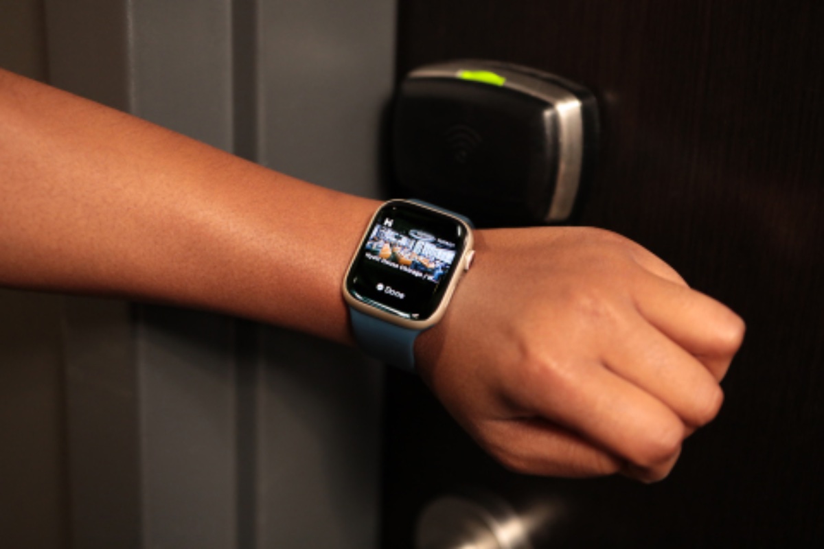 Hyatt Rolls Out Room Keys in Apple Wallet - Vimarsana News