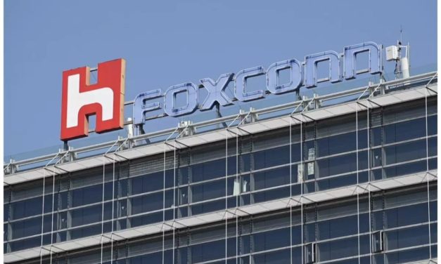 iPhone manufacturer Foxconn offering bonuses, extra cash to woo workers