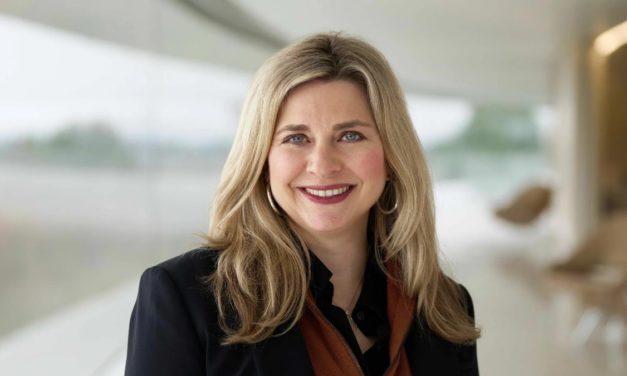 Huguet Quayle named Apple’s new VP of worldwide corporate communications