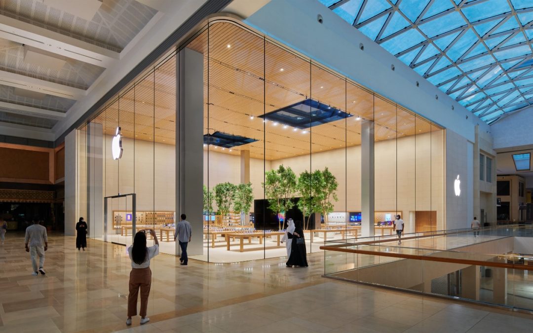 Redesigned Apple Yas Mall now open in Abu Dhabi