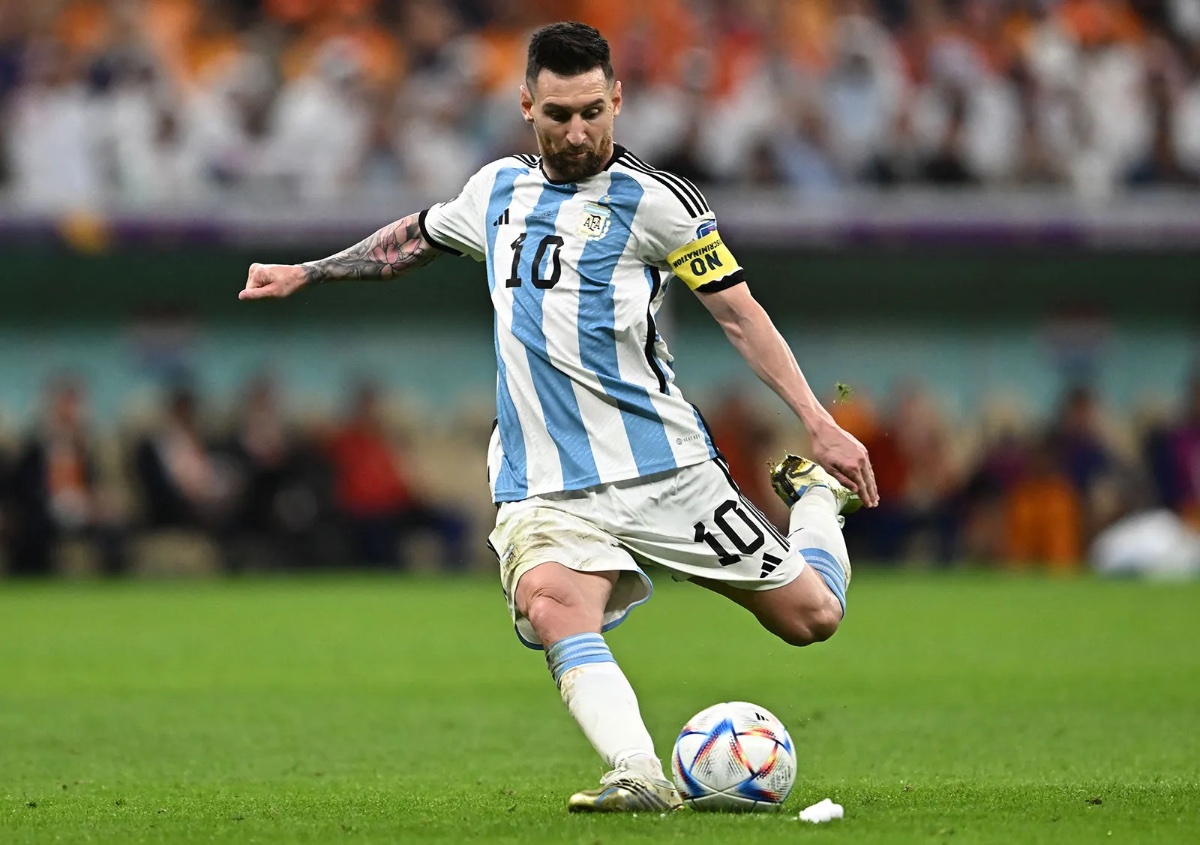 Apple TV+ plans four-part documentary series about FIFA champion Lionel Messi - Vimarsana News