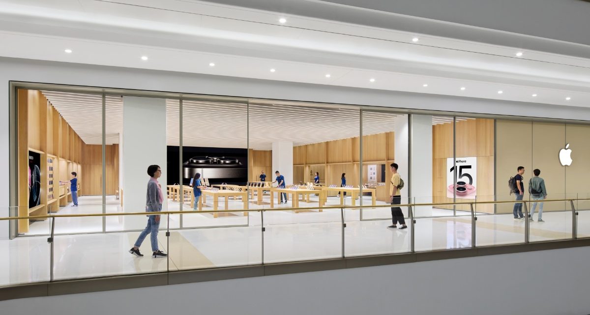 Apple MixC Wenzhou opened for customers November 4, in China