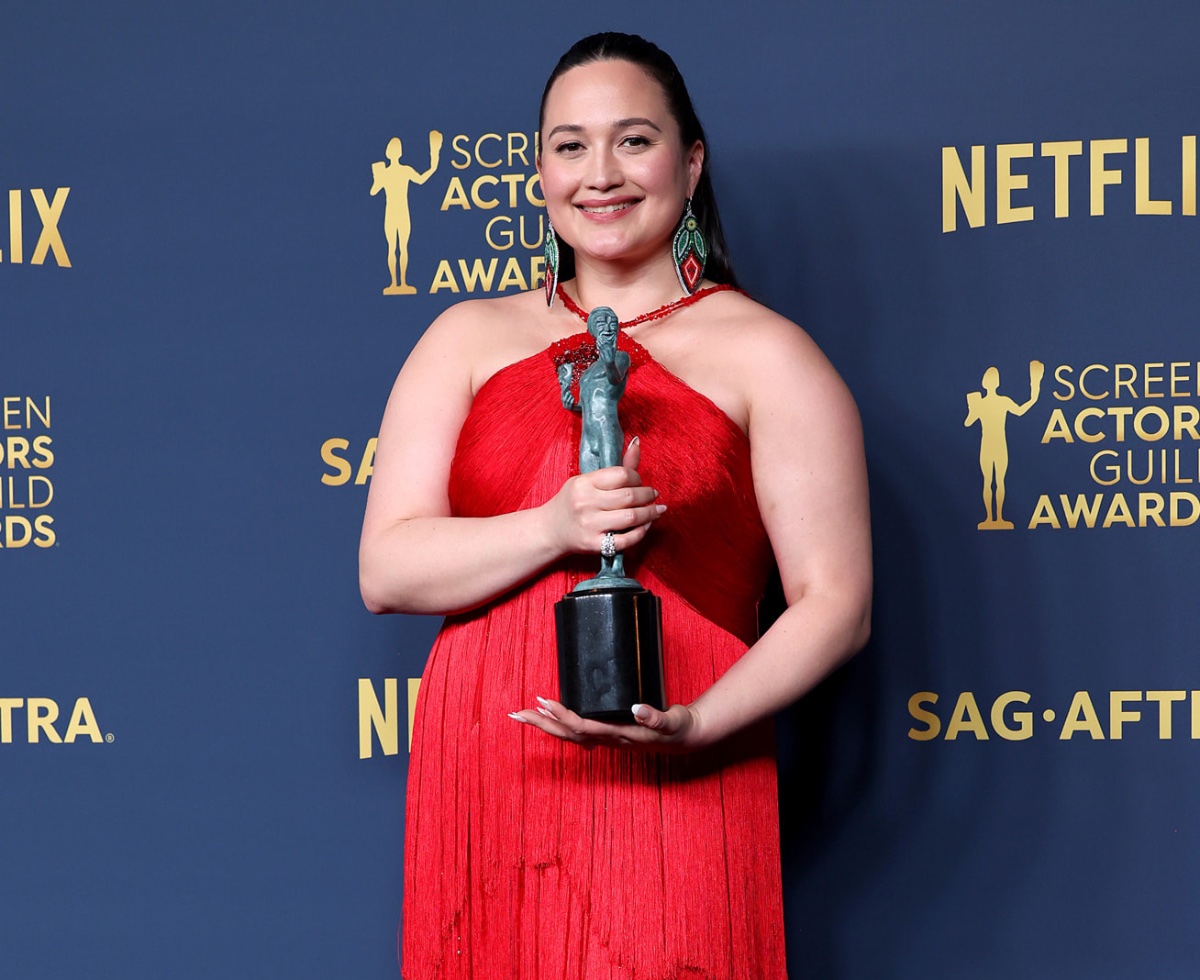Apple Original Films' "Killers of the Flower Moon" star Lily Gladstone wins Best Actress at the 30th Annual SAG Awards - Vimarsana News