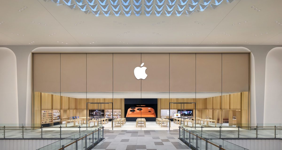 Apple opens its fifth UAE store at Al Jimi Mall in Al Ain