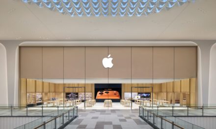 Apple opens its fifth UAE store at Al Jimi Mall in Al Ain