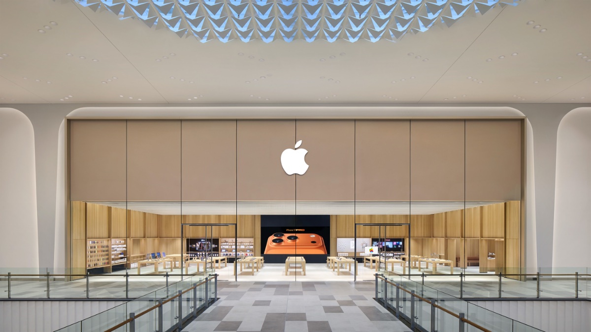 Apple opens its fifth UAE store at Al Jimi Mall in Al Ain - MacTech.com