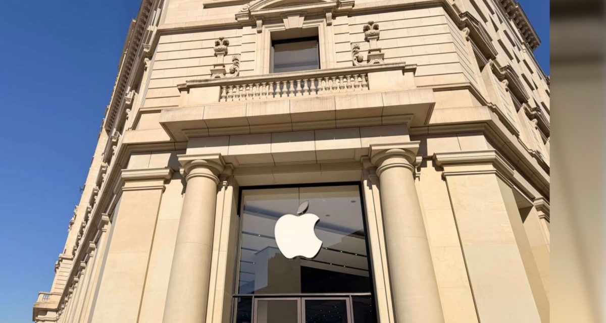 Apple’s retail store in Passeig de Gràcia store in Barcelona , Spain, reopens