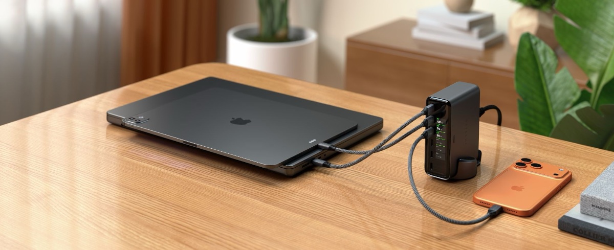 Satechi Expands its ChargeView Collection with the 240W Desktop Charger